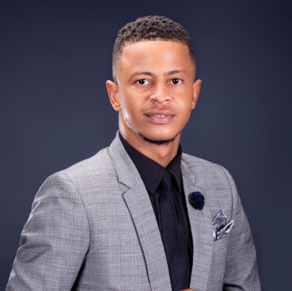 Meet your Posher, Yves-marie